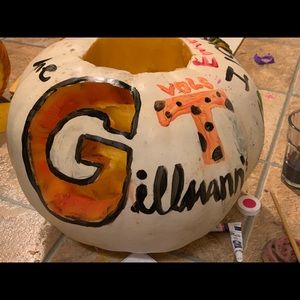 Meet your Posher, Meagan